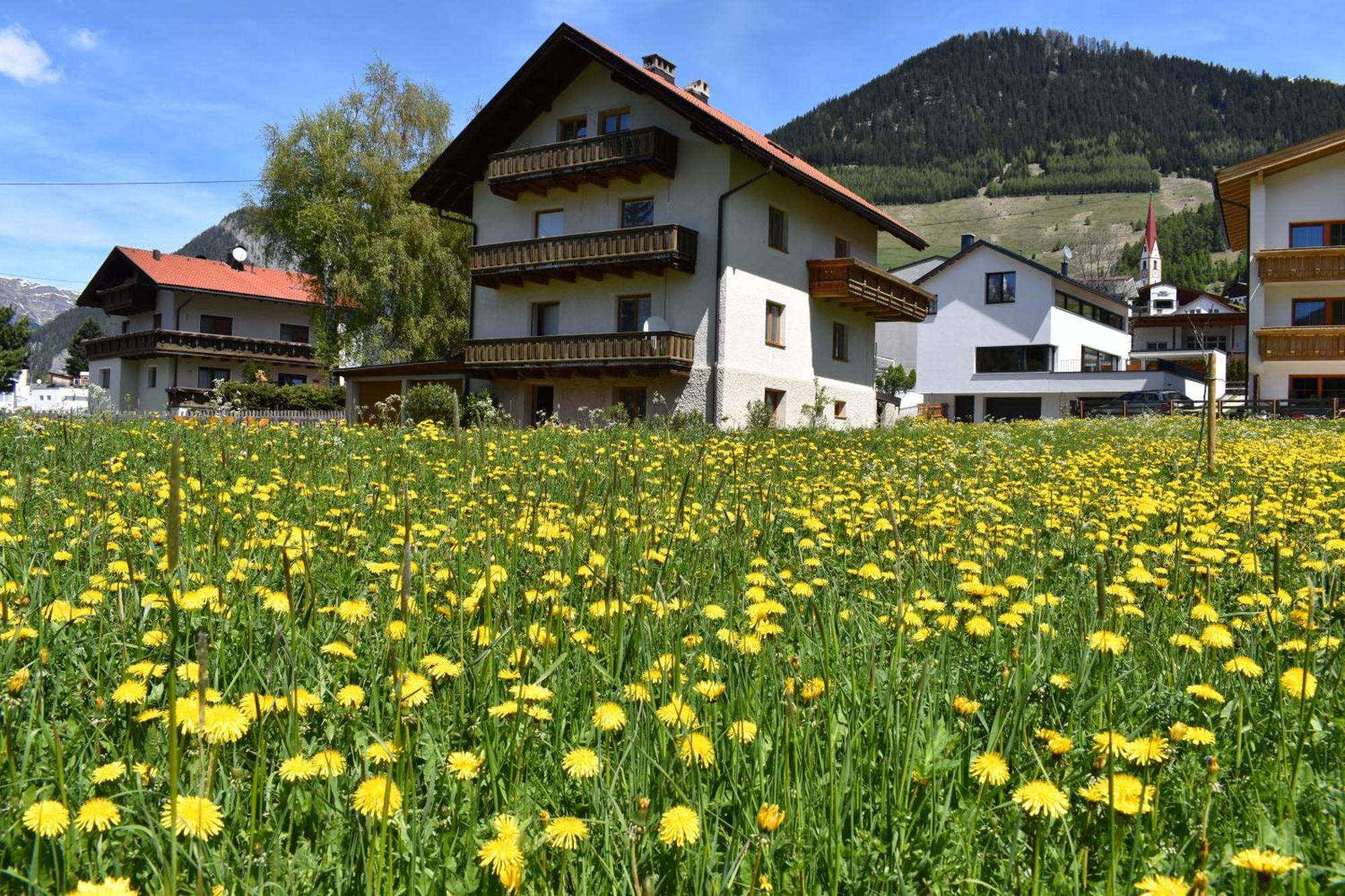 Hirschstube Nauders Bed & Breakfast エクステリア 写真