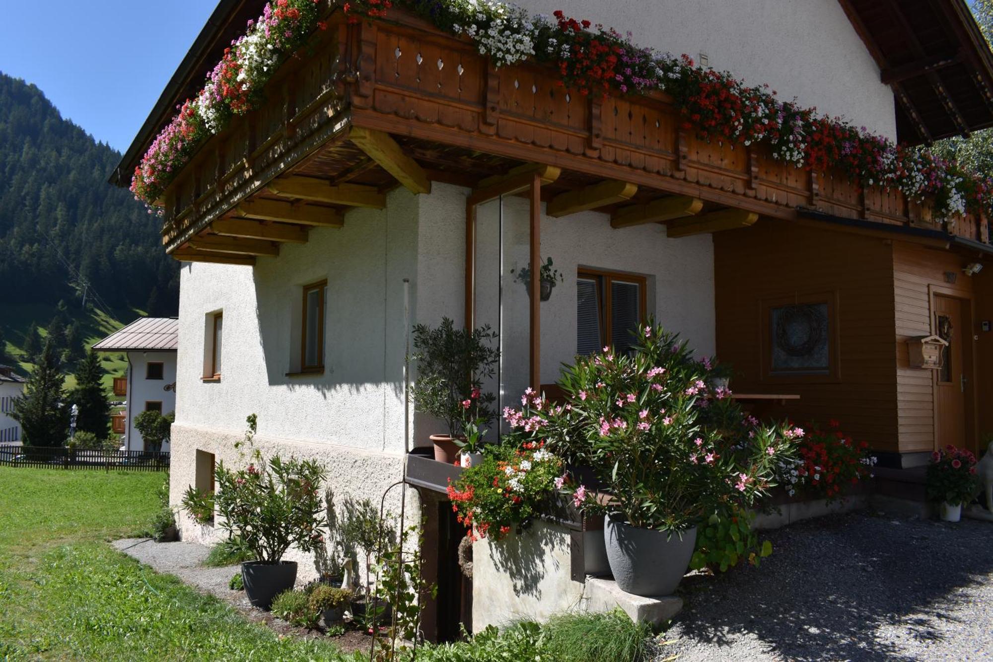 Hirschstube Nauders Bed & Breakfast エクステリア 写真